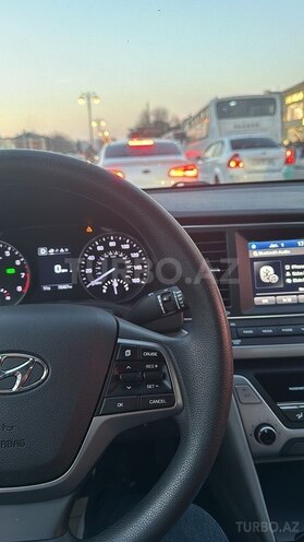 Hyundai Elantra 2018, 100,000 km - 2.0 l - Bakı