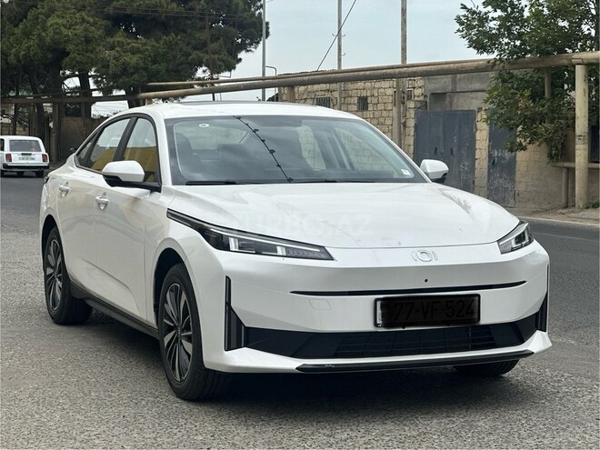 Changan Qiyuan A05 2025, 4,500 km - 1.5 л - Bakı