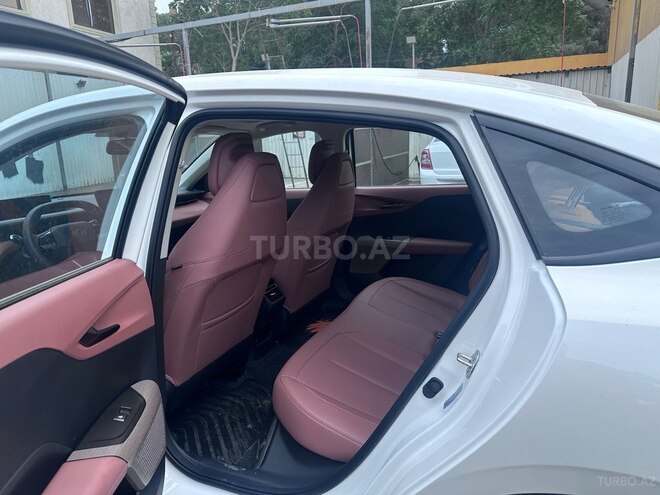 Changan Qiyuan A05 2025, 4,500 km - 1.5 л - Bakı