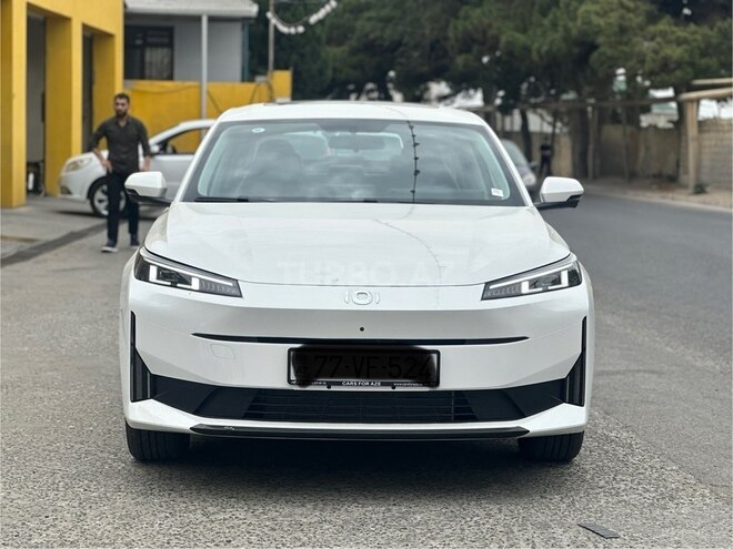 Changan Qiyuan A05 2025, 4,500 km - 1.5 л - Bakı