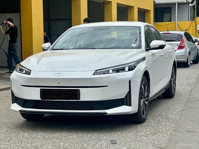 Changan Qiyuan A05 2025, 4,500 km - 1.5 л - Bakı