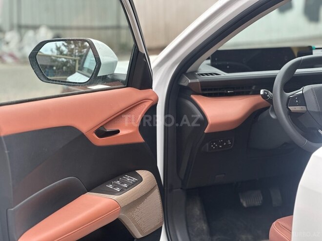 Changan Qiyuan A05 2025, 4,500 km - 1.5 л - Bakı
