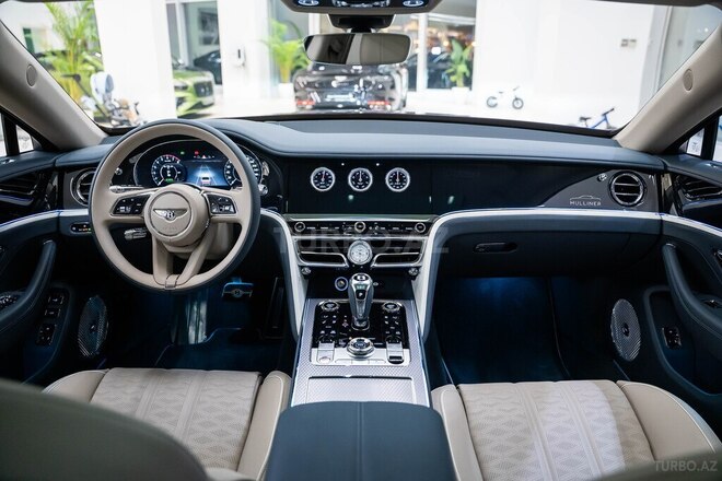 Bentley Flying Spur-10