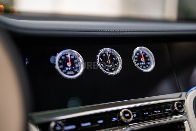 Bentley Flying Spur-18