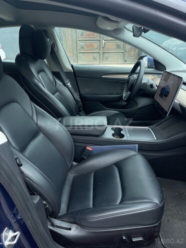 Tesla Model 3-9