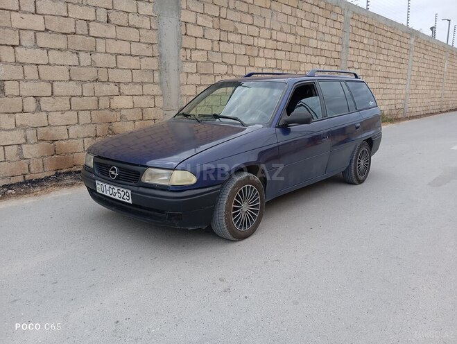 Opel Astra 1996, 305,000 km - 1.6 l - Bakı