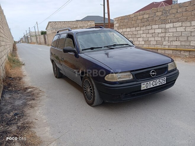 Opel Astra 1996, 305,000 km - 1.6 l - Bakı