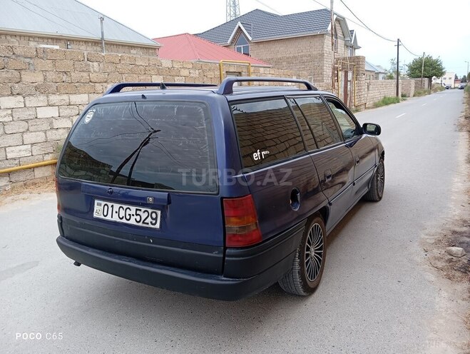 Opel Astra 1996, 305,000 km - 1.6 l - Bakı