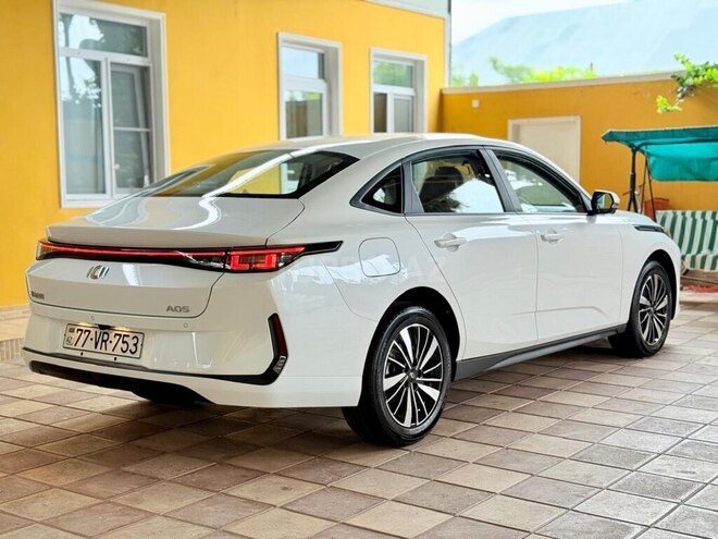 Changan Qiyuan A05 2025, 0 km - 1.5 l - Tovuz