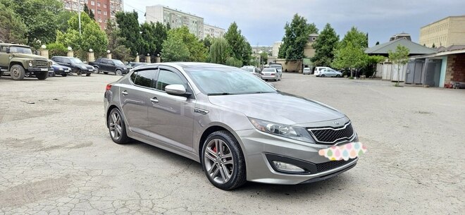 Kia Optima-11