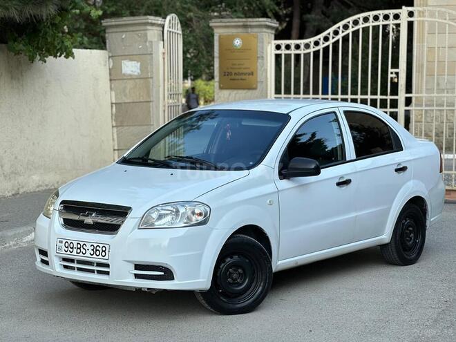 Chevrolet Aveo-12
