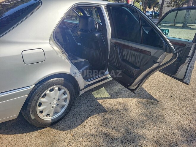Mercedes C 200 1996, 388,000 km - 2.0 л - Bakı