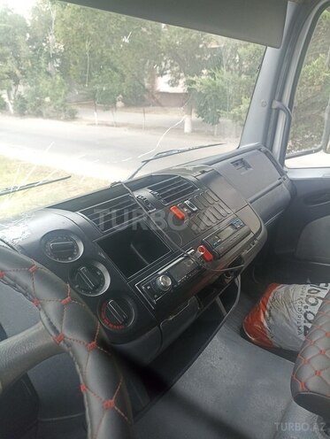 Mercedes Atego 815 2002, 935,946 km - 4.2 l - Sumqayıt