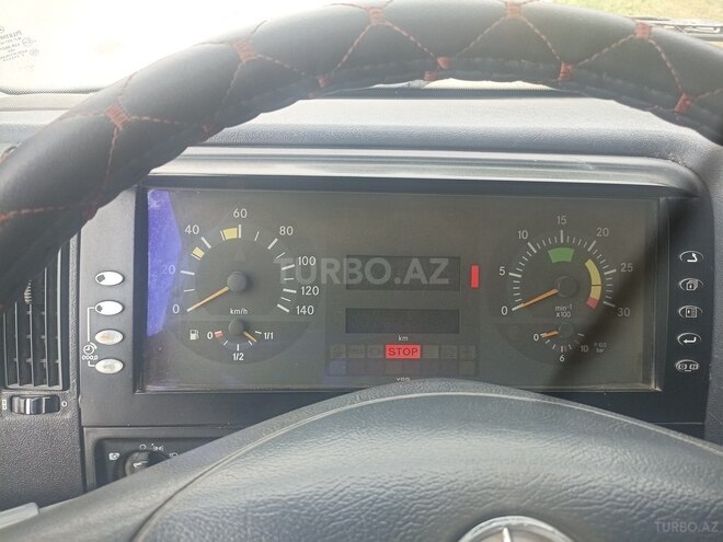 Mercedes Atego 815 2002, 935,946 km - 4.2 l - Sumqayıt
