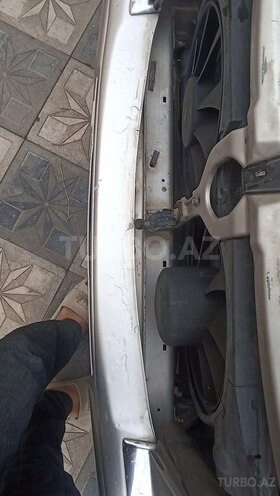 Mercedes E 200 1996, 318,000 km - 2.0 l - Qazax