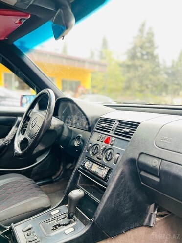 Mercedes C 240 1997, 276,431 km - 2.4 l - Bakı