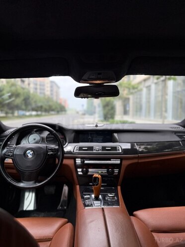 BMW 740 2008, 300,000 km - 3.0 l - Bakı