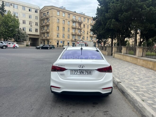Hyundai Accent 2019, 73,774 km - 1.6 l - Bakı