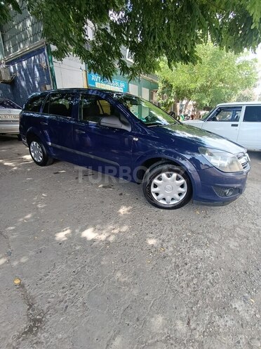 Opel Astra 2009, 300,000 km - 1.4 l - Mingəçevir