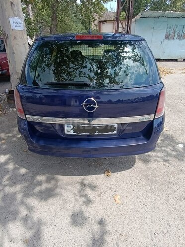 Opel Astra 2009, 300,000 km - 1.4 l - Mingəçevir