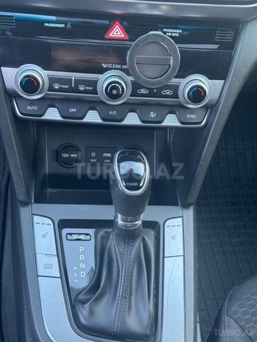 Hyundai Elantra 2018, 100,368 km - 2.0 l - Bakı