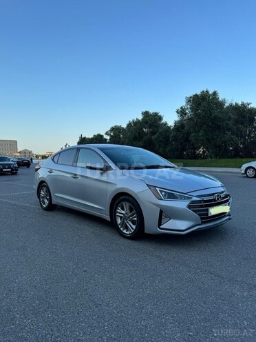 Hyundai Elantra 2018, 100,368 km - 2.0 l - Bakı