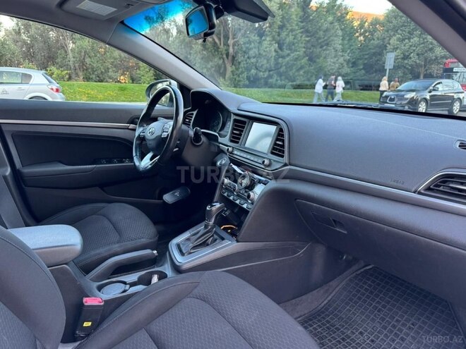 Hyundai Elantra 2018, 100,368 km - 2.0 l - Bakı