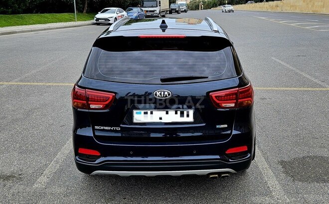Kia Sorento-9