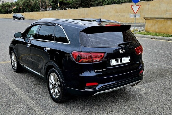 Kia Sorento-5