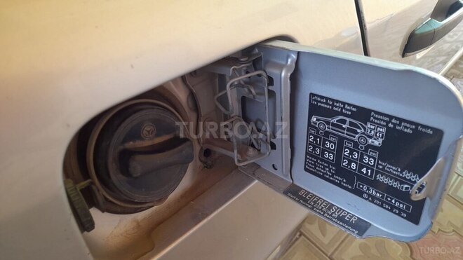 Mercedes C 180 1998, 360,000 km - 1.8 l - Yevlax