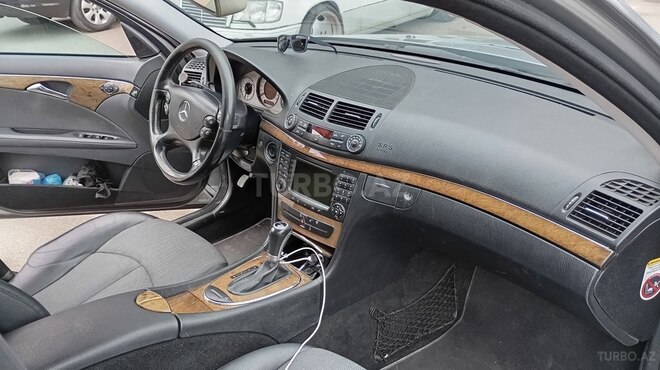 Mercedes E 220 d 2008, 368,000 km - 2.2 l - Bakı