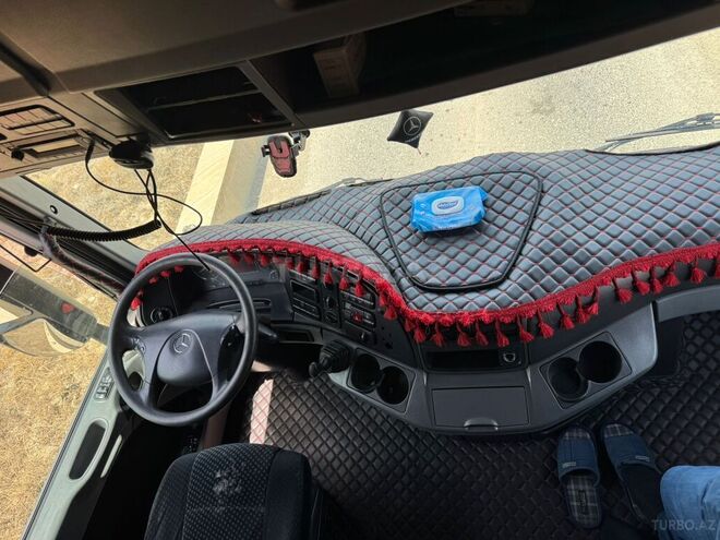 Mercedes Actros 1846 2010, 1,276,423 km - 12.0 l - Bakı