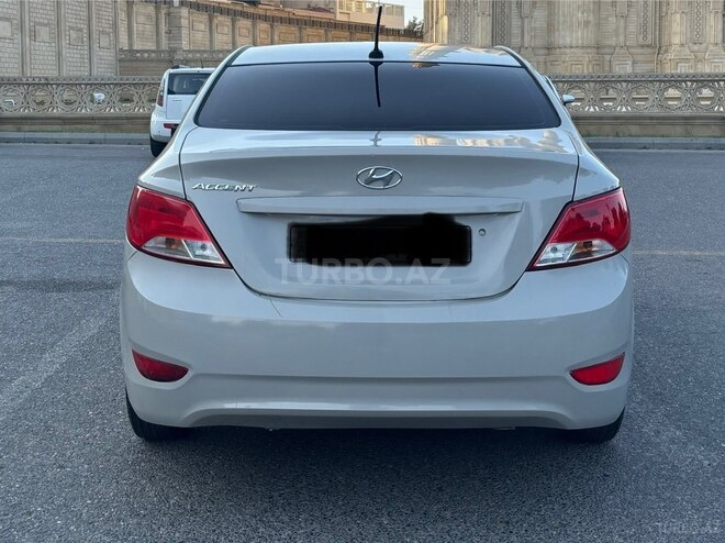 Hyundai Accent 2016, 240,000 km - 1.6 l - Bakı