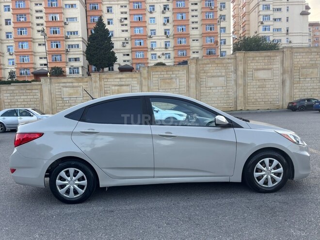 Hyundai Accent 2016, 240,000 km - 1.6 l - Bakı