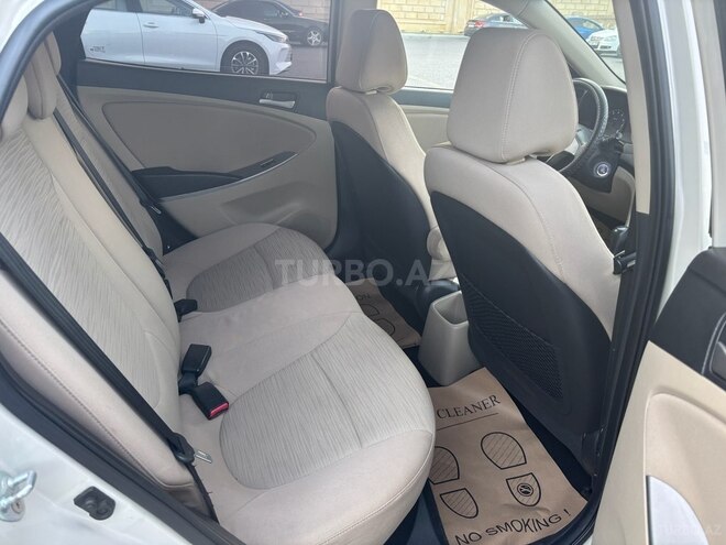 Hyundai Accent 2016, 240,000 km - 1.6 l - Bakı