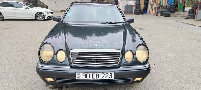 Mercedes E 230 1997, 425,000 km - 2.3 l - Bakı