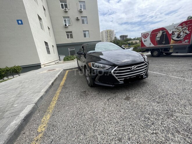 Hyundai Elantra 2018, 150,000 km - 2.0 л - Bakı