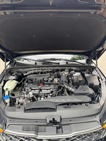 Kia K5-17
