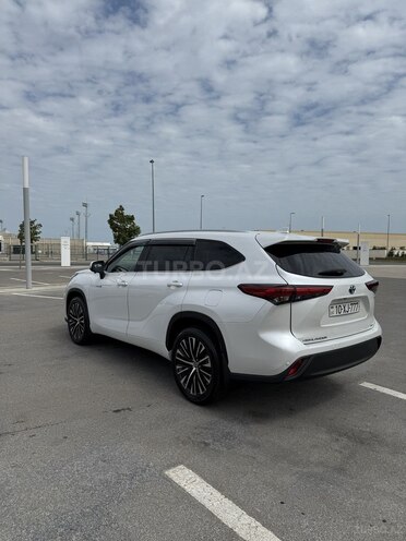 Toyota Highlander 2023, 21,200 km - 2.5 l - Bakı
