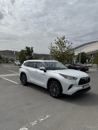 Toyota Highlander 2023, 21,200 km - 2.5 l - Bakı
