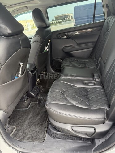 Toyota Highlander 2023, 21,200 km - 2.5 l - Bakı