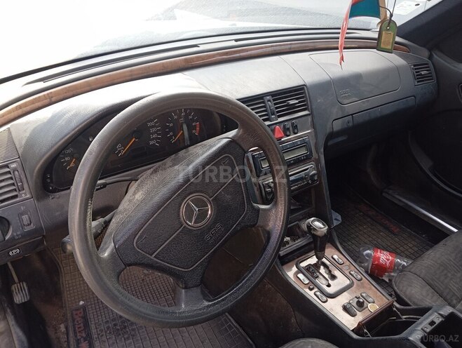 Mercedes C 240 1999, 300,000 km - 2.4 л - Bakı