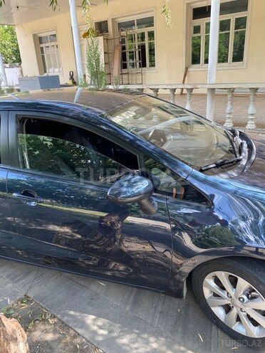 Kia Rio 2013, 268,877 km - 1.4 l - Ağcabədi