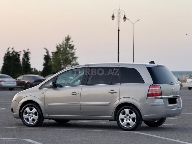 Opel Zafira 2005, 295,210 km - 2.2 l - Sumqayıt