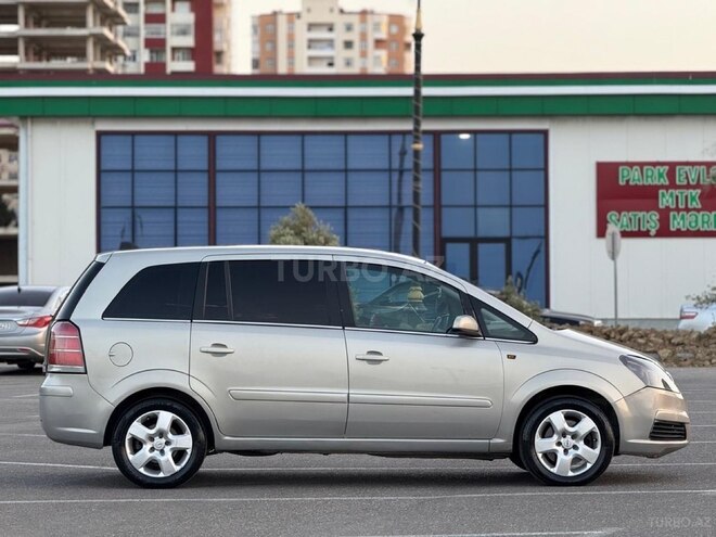 Opel Zafira 2005, 295,210 km - 2.2 l - Sumqayıt