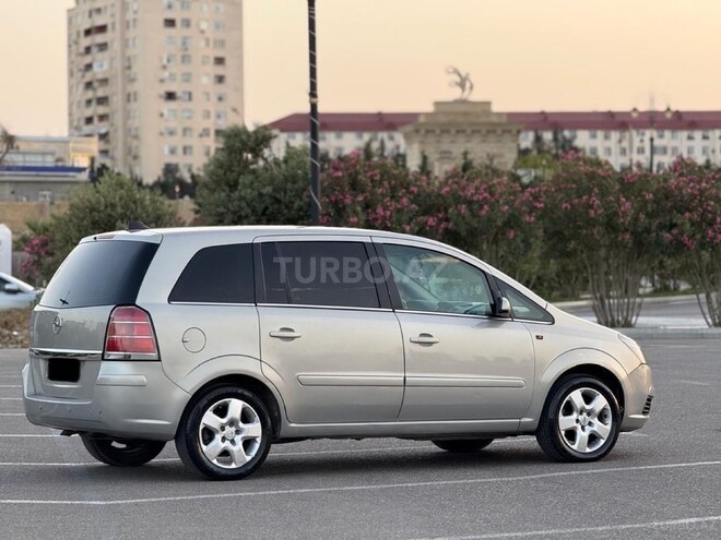 Opel Zafira 2005, 295,210 km - 2.2 l - Sumqayıt