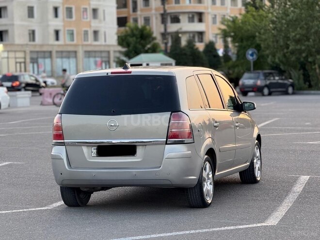 Opel Zafira 2005, 295,210 km - 2.2 l - Sumqayıt