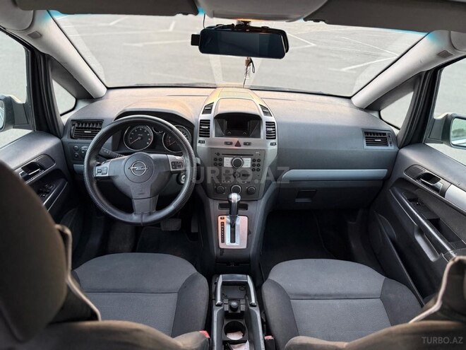 Opel Zafira 2005, 295,210 km - 2.2 l - Sumqayıt