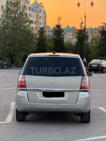 Opel Zafira 2005, 295,210 km - 2.2 l - Sumqayıt