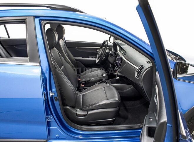 Kia Rio X-Line-20